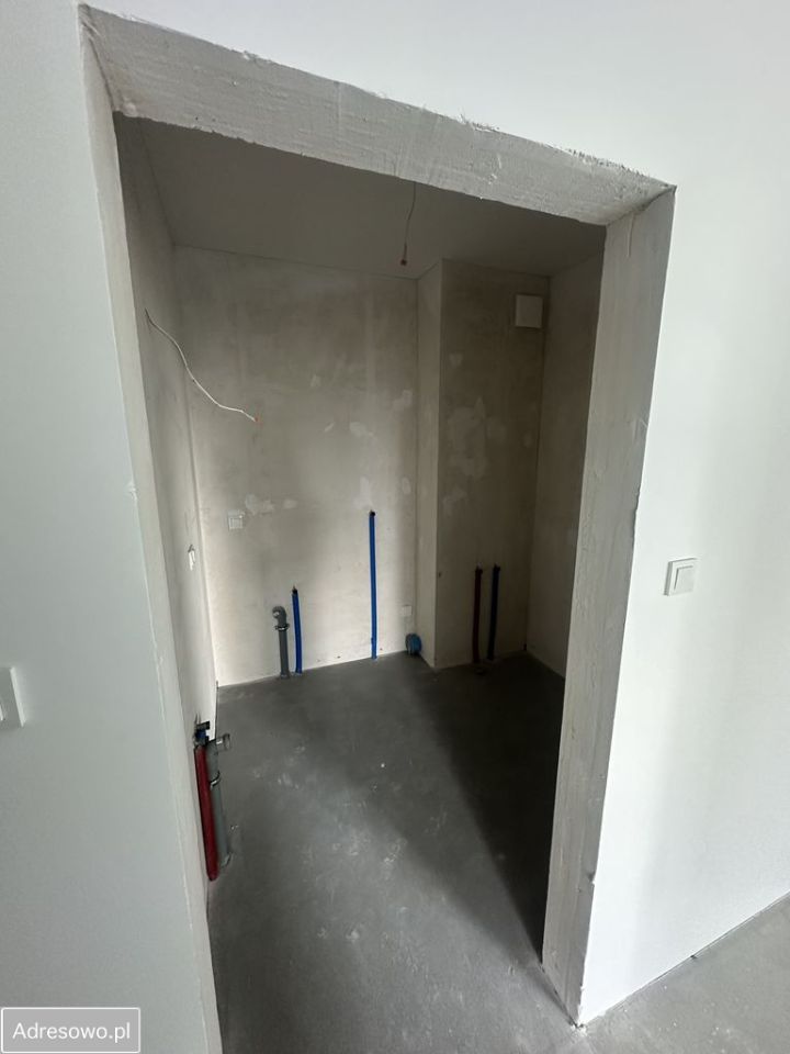 Mieszkanie 2-pokojowe Warszawa Włochy, al. Krakowska. Zdjęcie 4