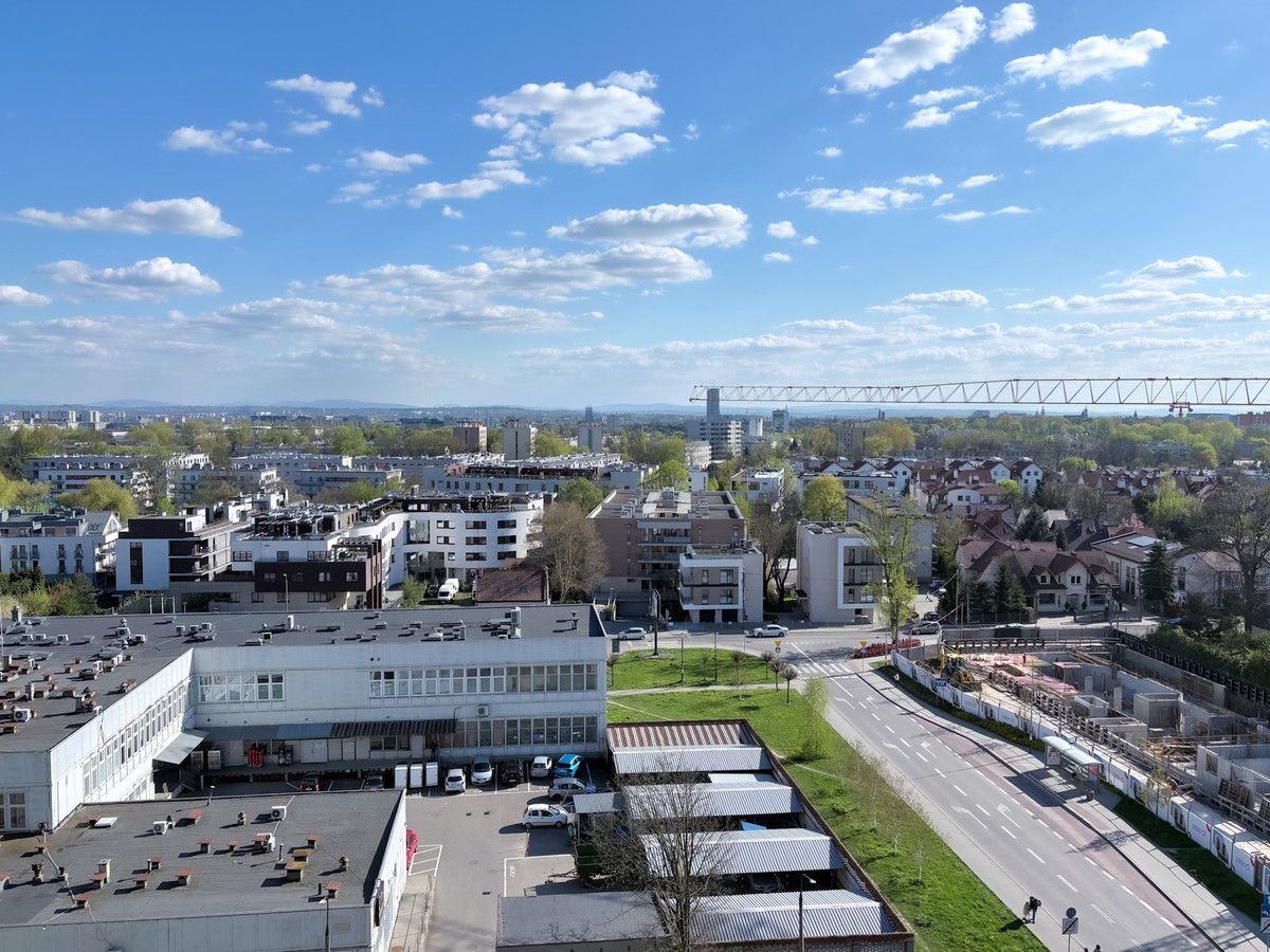 Mieszkanie 4-pokojowe Kraków Prądnik Czerwony, ul. Józefa Łepkowskiego. Zdjęcie 15