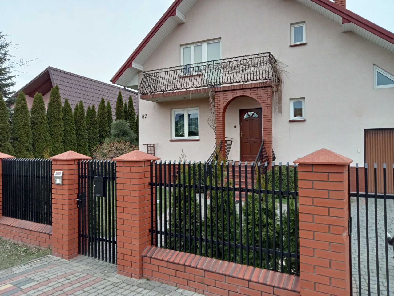 dom wolnostojący, 5 pokoi Rakowiska