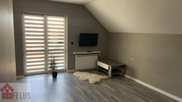 dom wolnostojący, 5 pokoi Czernichów. Zdjęcie 11