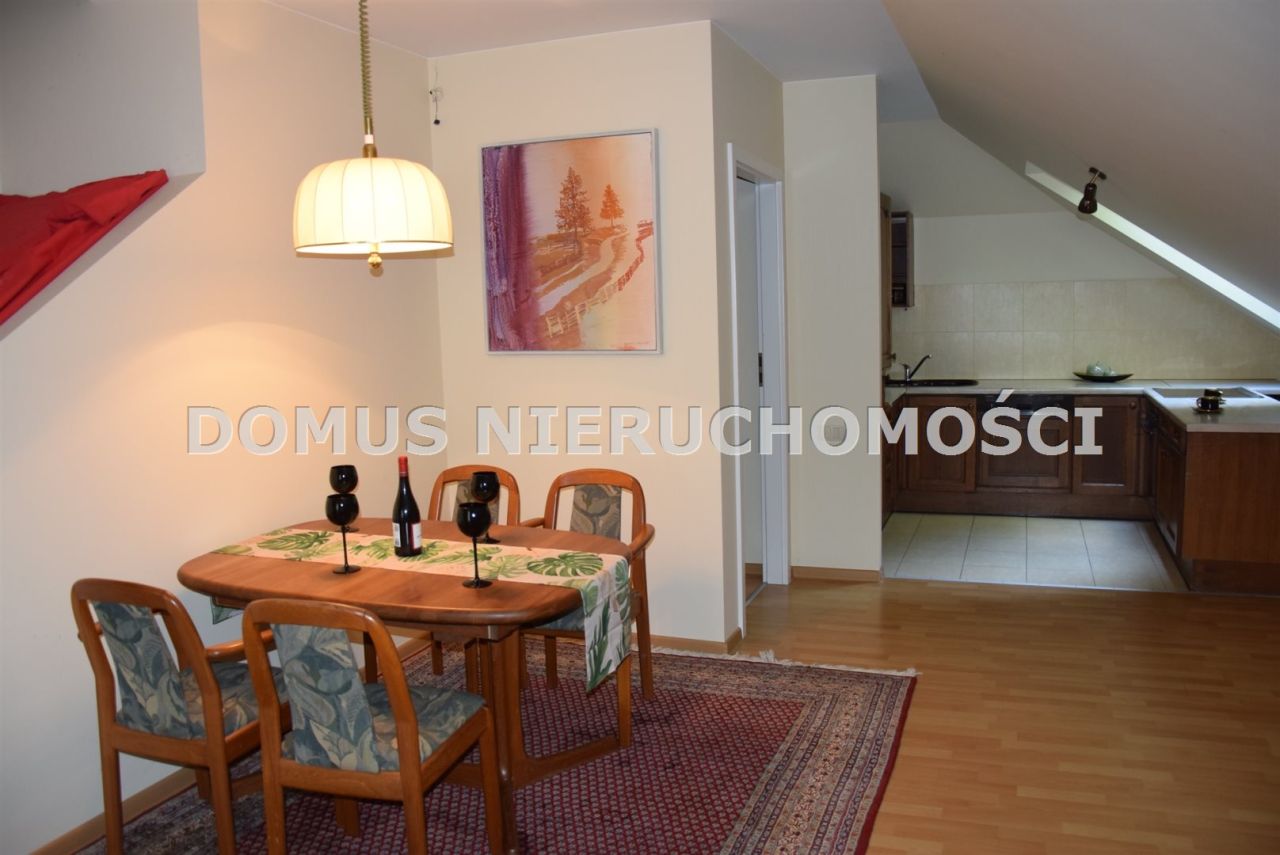 dom wolnostojący, 10 pokoi Ewcin. Zdjęcie 33