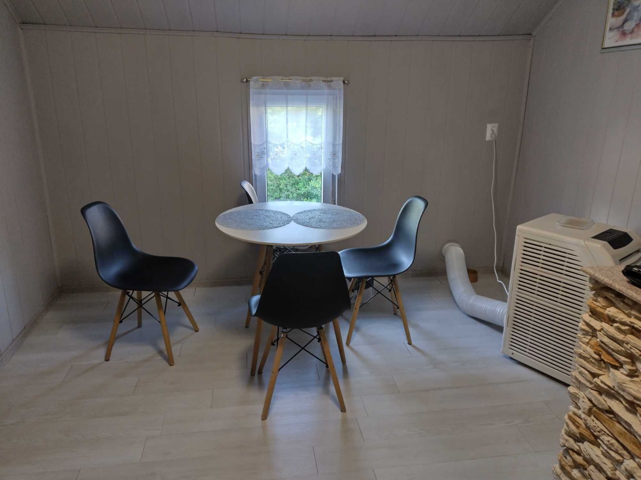 Mieszkanie 3-pokojowe Szczodre. Zdjęcie 4