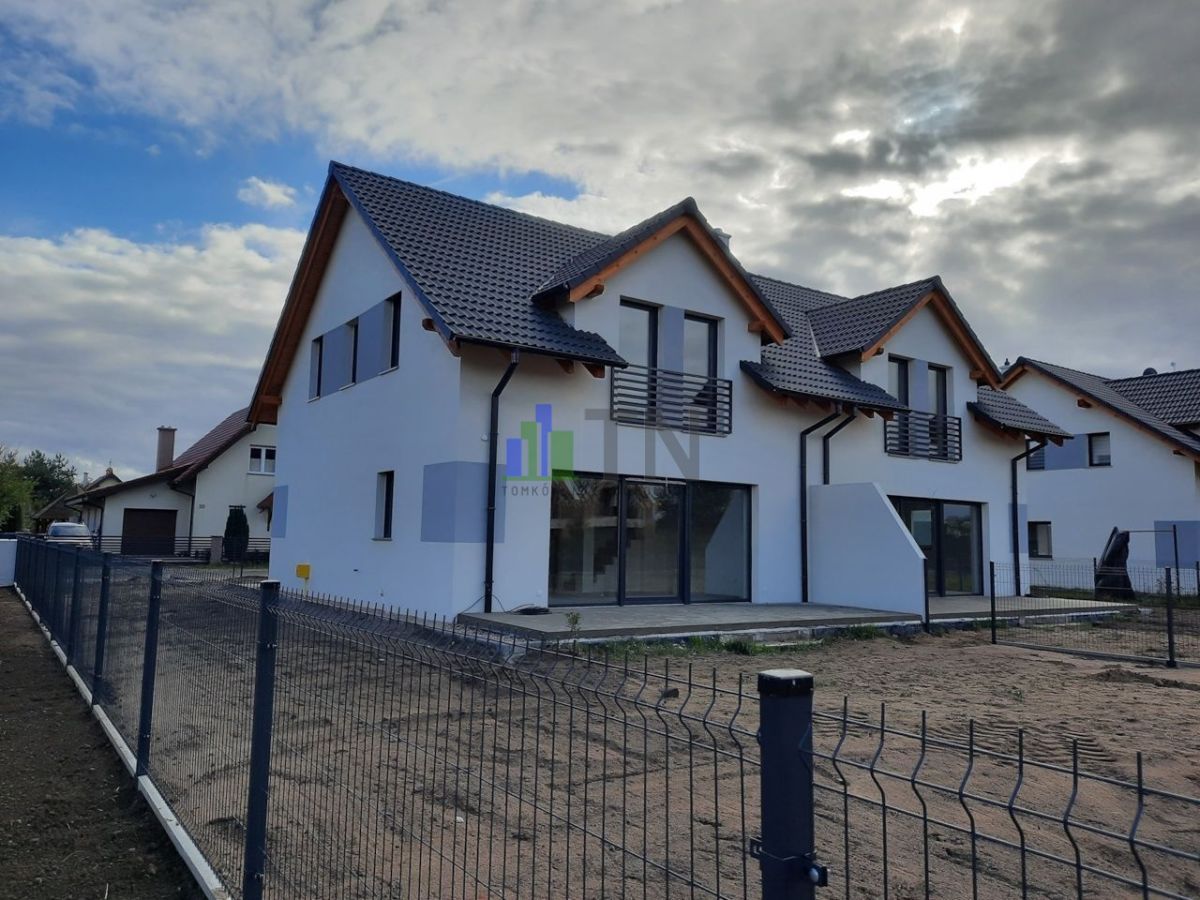 bliźniak, 5 pokoi Chrząstawa Wielka. Zdjęcie 3