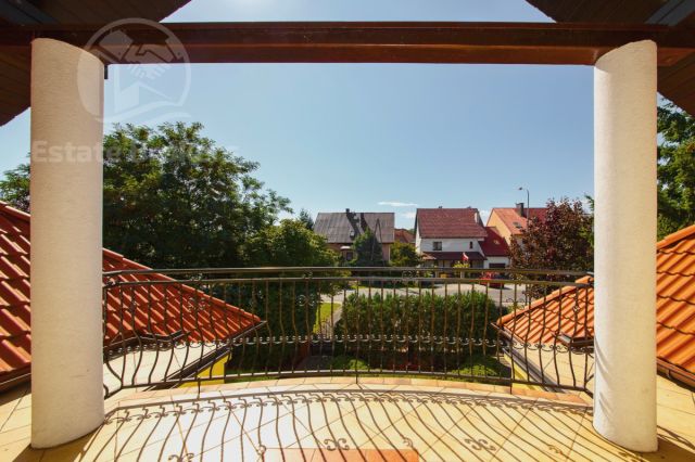 dom wolnostojący, 10 pokoi Żórawina, ul. Sportowa. Zdjęcie 15