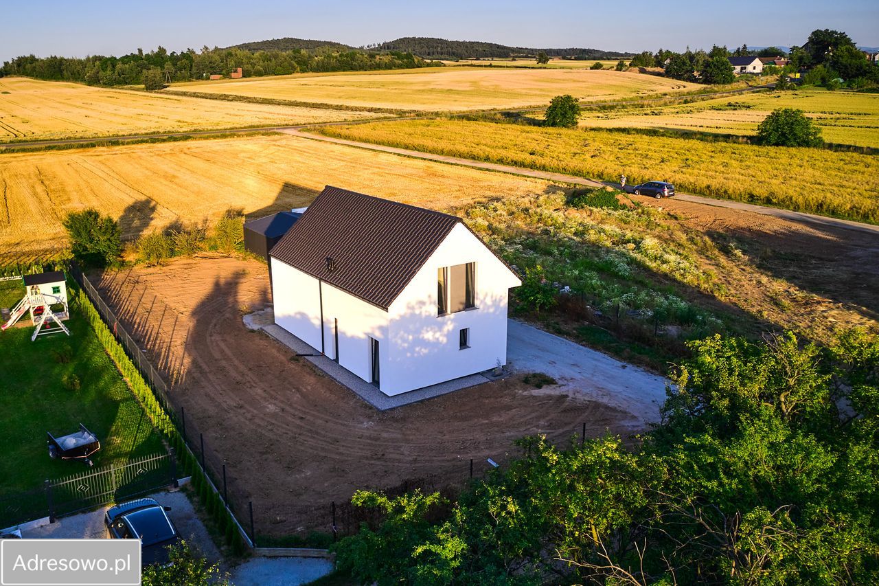 dom wolnostojący, 5 pokoi Czernica. Zdjęcie 11