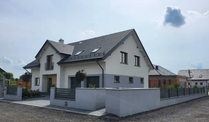 dom wolnostojący Biskupice