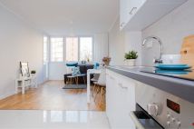 Mieszkanie 2-pokojowe Warszawa Śródmieście, ul. Pawia. Zdjęcie 2