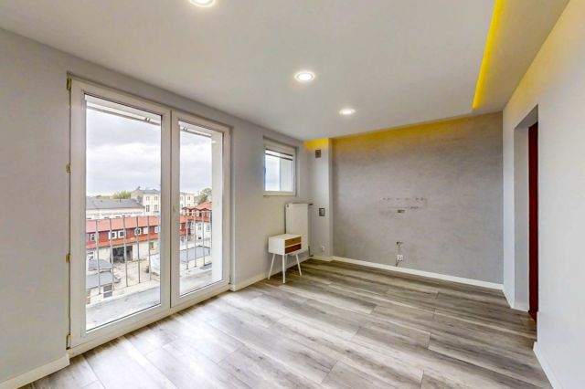 Mieszkanie 3-pokojowe Zgierz, ul. 1 Maja. Zdjęcie 2