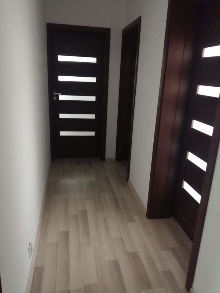 dom wolnostojący, 4 pokoje Płock. Zdjęcie 4