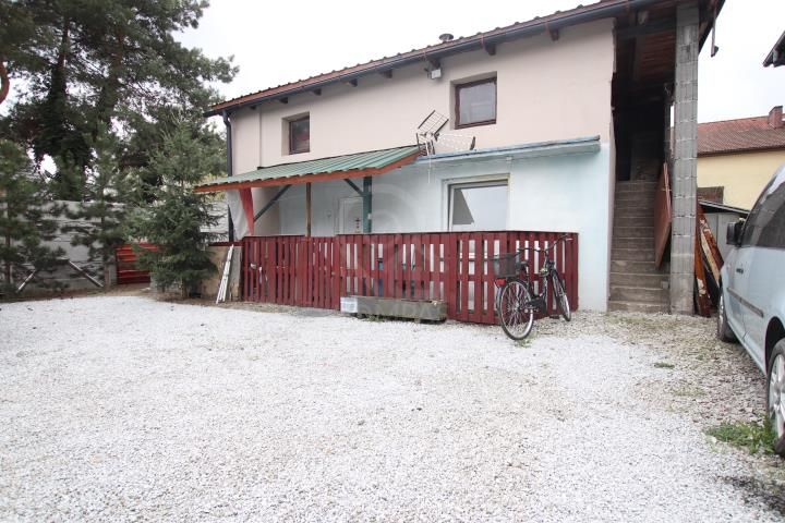 dom wolnostojący, 10 pokoi Wilczyce, ul. Borowa. Zdjęcie 3