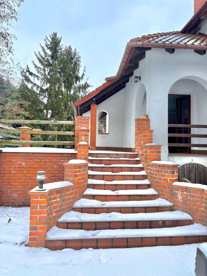 dworek, 11 pokoi Milanówek, ul. Kwiatowa. Zdjęcie 44