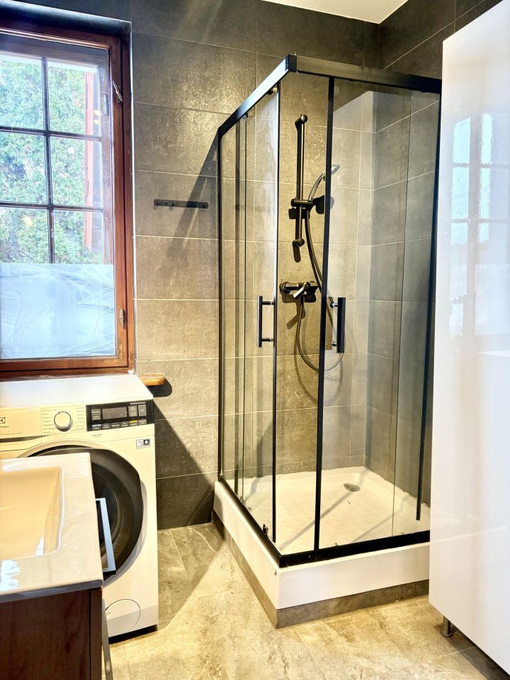 dworek, 11 pokoi Milanówek, ul. Kwiatowa. Zdjęcie 55