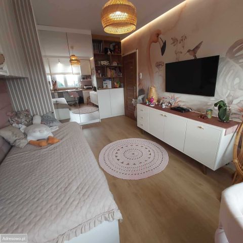 Mieszkanie 4-pokojowe Pabianice Bugaj, ul. gen. Stefana "Grota" Roweckiego. Zdjęcie 1