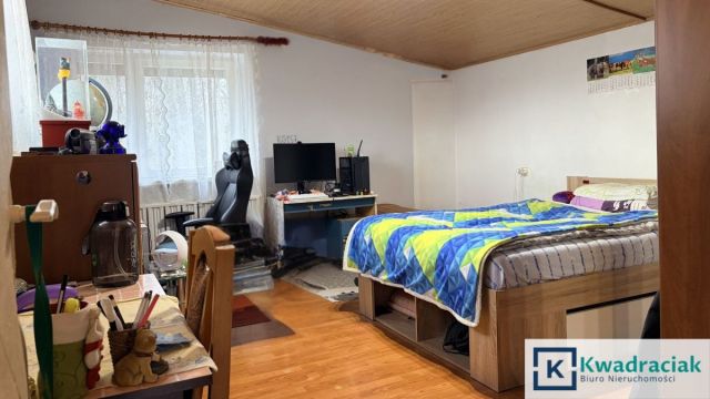 dom wolnostojący, 5 pokoi Ustrobna. Zdjęcie 12