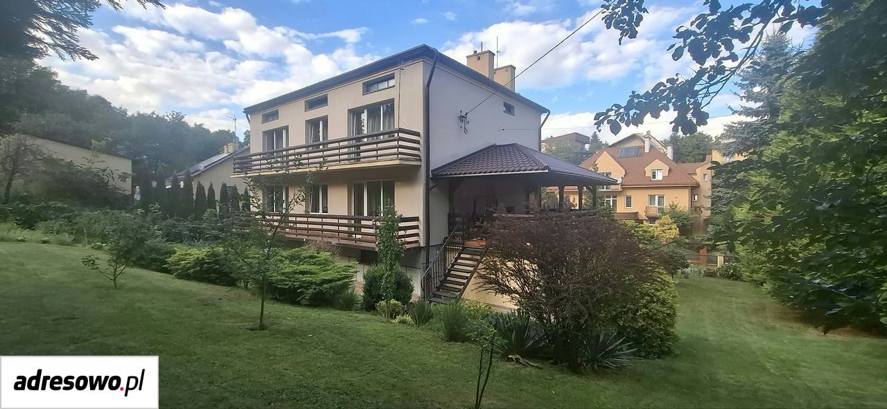 dom wolnostojący, 7 pokoi Przemyśl Centrum, ul. Kazimierza Pułaskiego. Zdjęcie 1