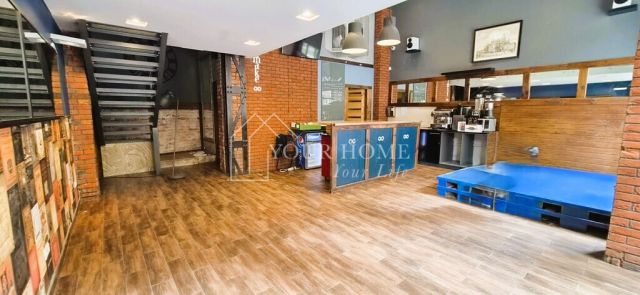 Lokal Wrocław, pl. Jana Pawła II. Zdjęcie 5