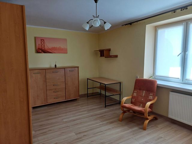 Mieszkanie 1-pokojowe Brzeziny, ul. Marii Skłodowskiej-Curie. Zdjęcie 1