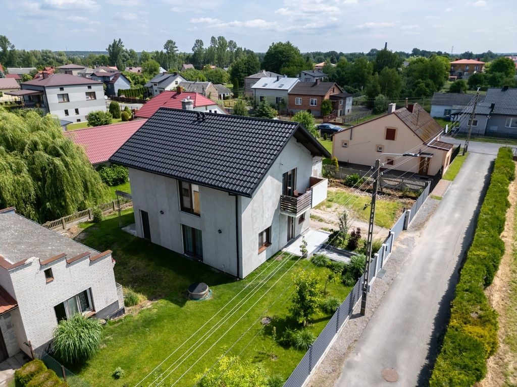 dom wolnostojący, 4 pokoje Bodzechów. Zdjęcie 13