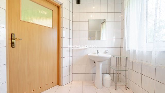 dom wolnostojący, 3 pokoje Radziszów, ul. Kolorowa. Zdjęcie 33