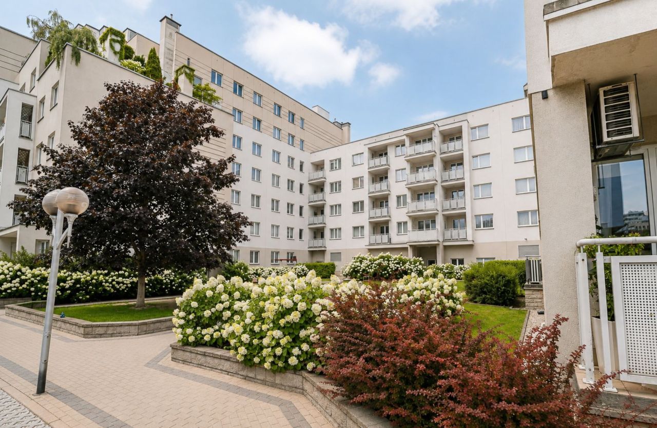Mieszkanie 3-pokojowe Warszawa Wola, ul. Jana Olbrachta. Zdjęcie 2