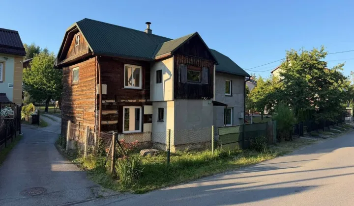 dom wolnostojący, 4 pokoje Pewel Ślemieńska, ul. Krakowska