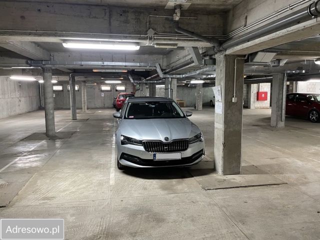 Garaż/miejsce parkingowe Kraków Krowodrza, ul. Oboźna. Zdjęcie 1