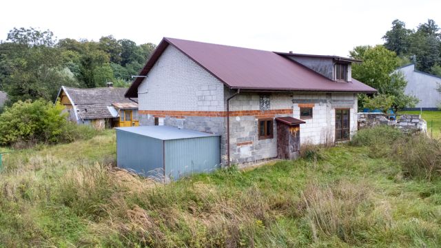 dom wolnostojący, 6 pokoi Łopuszka Mała. Zdjęcie 4