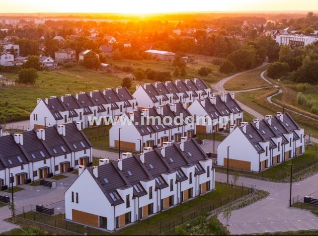 dom szeregowy, 4 pokoje Wrocław Psie Pole, ul. Cholewkarska. Zdjęcie 6