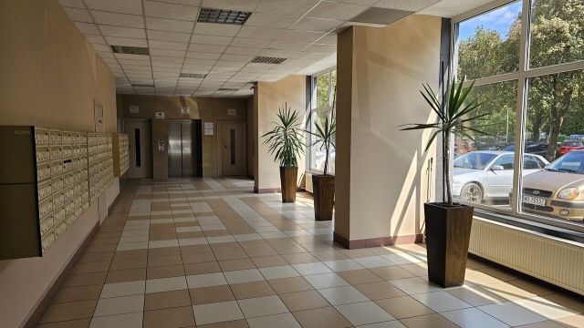 Mieszkanie 2-pokojowe Warszawa, al. Jana Pawła II. Zdjęcie 2