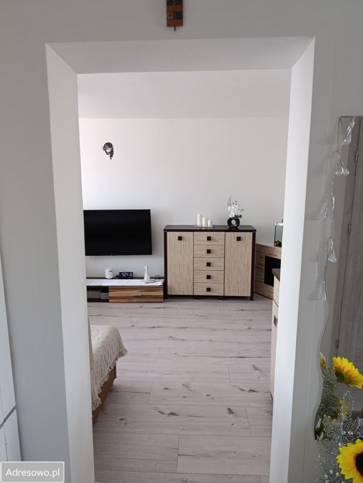 Mieszkanie 3-pokojowe Guzów. Zdjęcie 15