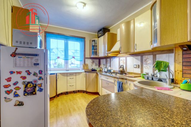 bliźniak, 6 pokoi Gdynia Dąbrowa, ul. Poziomkowa. Zdjęcie 4