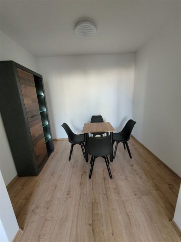 Mieszkanie 2-pokojowe Dąbrowa Górnicza Centrum, ul. Paryska. Zdjęcie 4