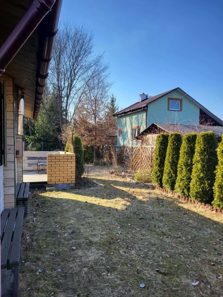 dom letniskowy Stanisławów Pierwszy. Zdjęcie 3