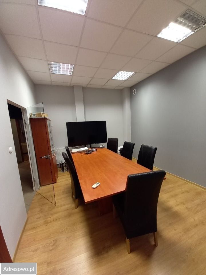 Biuro Jawor, ul. Wiejska. Zdjęcie 16