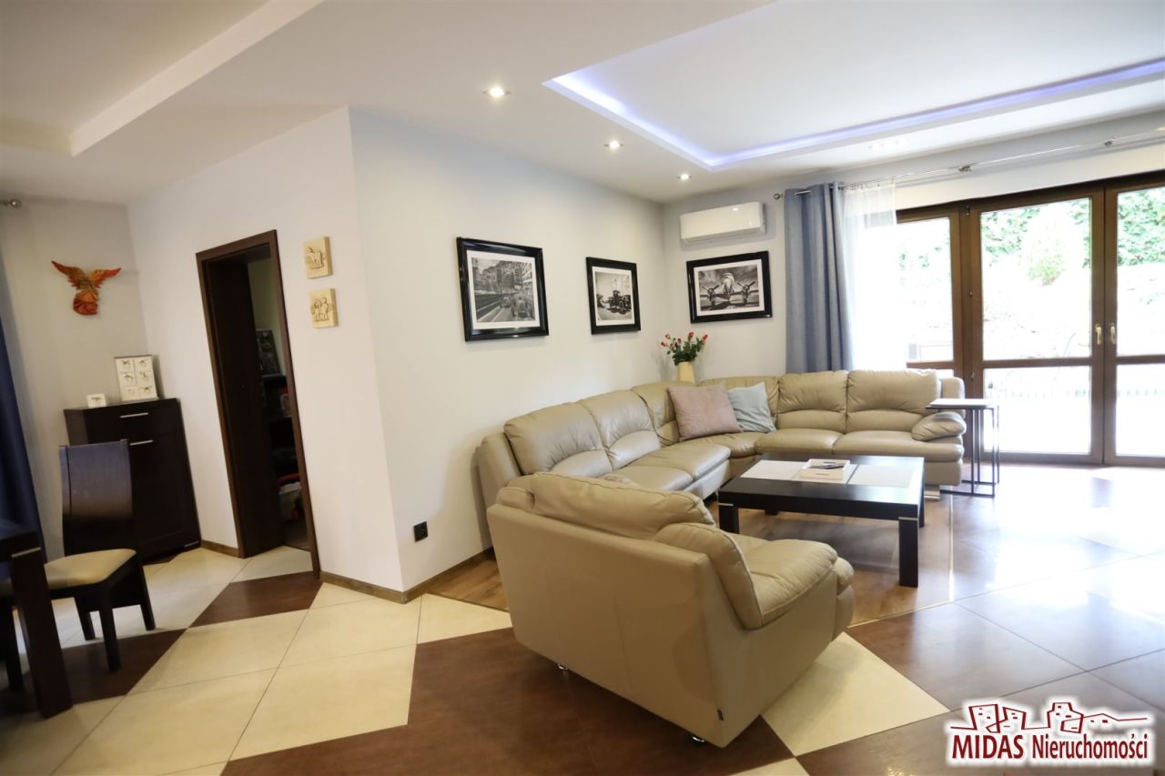 dom wolnostojący, 6 pokoi Ciechocinek. Zdjęcie 13