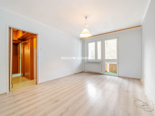 Mieszkanie 2-pokojowe Kraków Mistrzejowice, os. Złotego Wieku. Zdjęcie 2