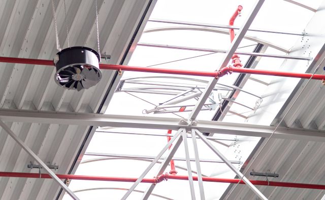 Hala/magazyn Nowina. Zdjęcie 9