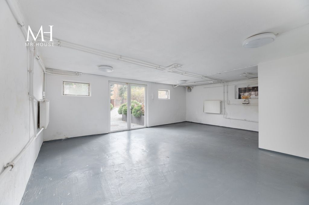 dom wolnostojący, 3 pokoje Łódź Rogi. Zdjęcie 9