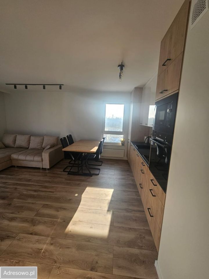 Mieszkanie 3-pokojowe Radom Kaptur, ul. Listopadowa. Zdjęcie 7