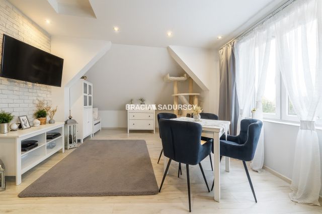 dom wolnostojący, 5 pokoi Kraków Podgórze, ul. Poronińska. Zdjęcie 8