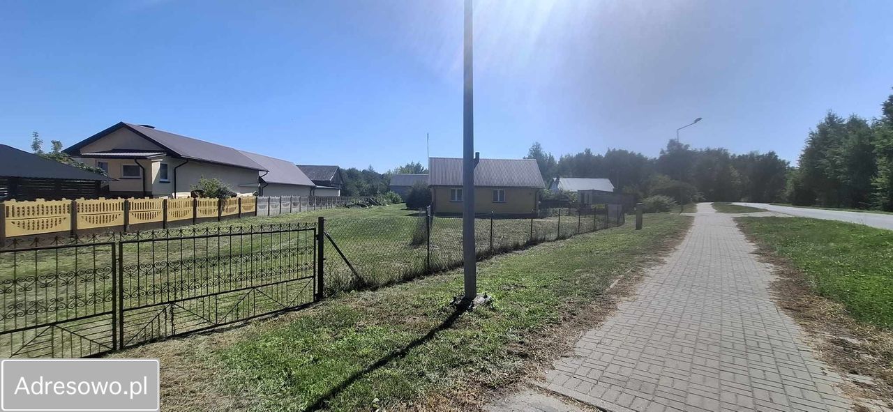 Małaszewicze Małe Dom wolnostojący do zamieszkania - 90 m² - 4 pokoje
