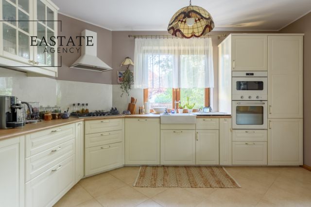 dom wolnostojący, 6 pokoi Kiełpin, ul. Bukowa. Zdjęcie 4