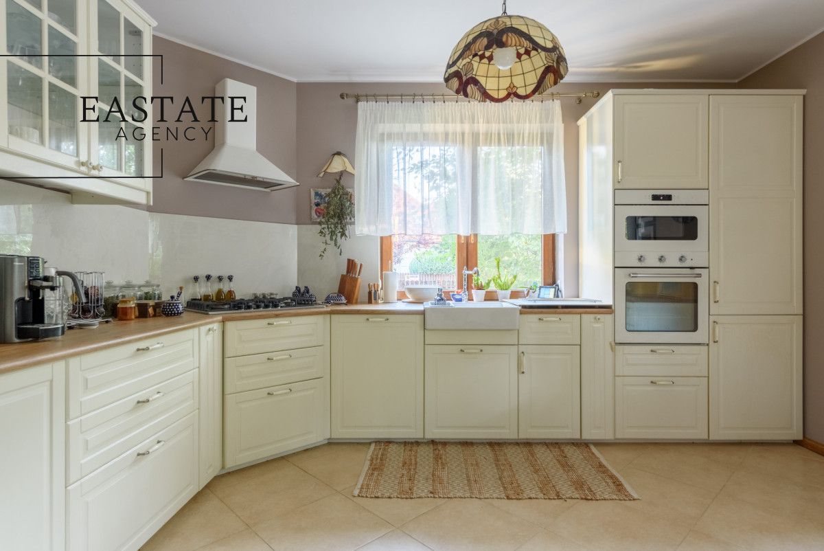 dom wolnostojący, 6 pokoi Kiełpin, ul. Bukowa. Zdjęcie 4