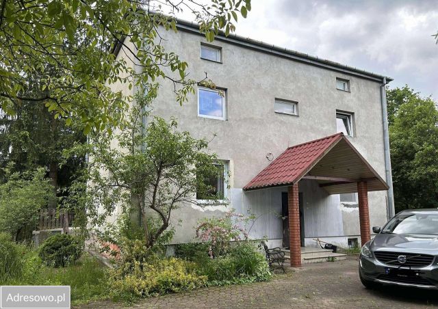 dom wolnostojący, 6 pokoi Komorów. Zdjęcie 1