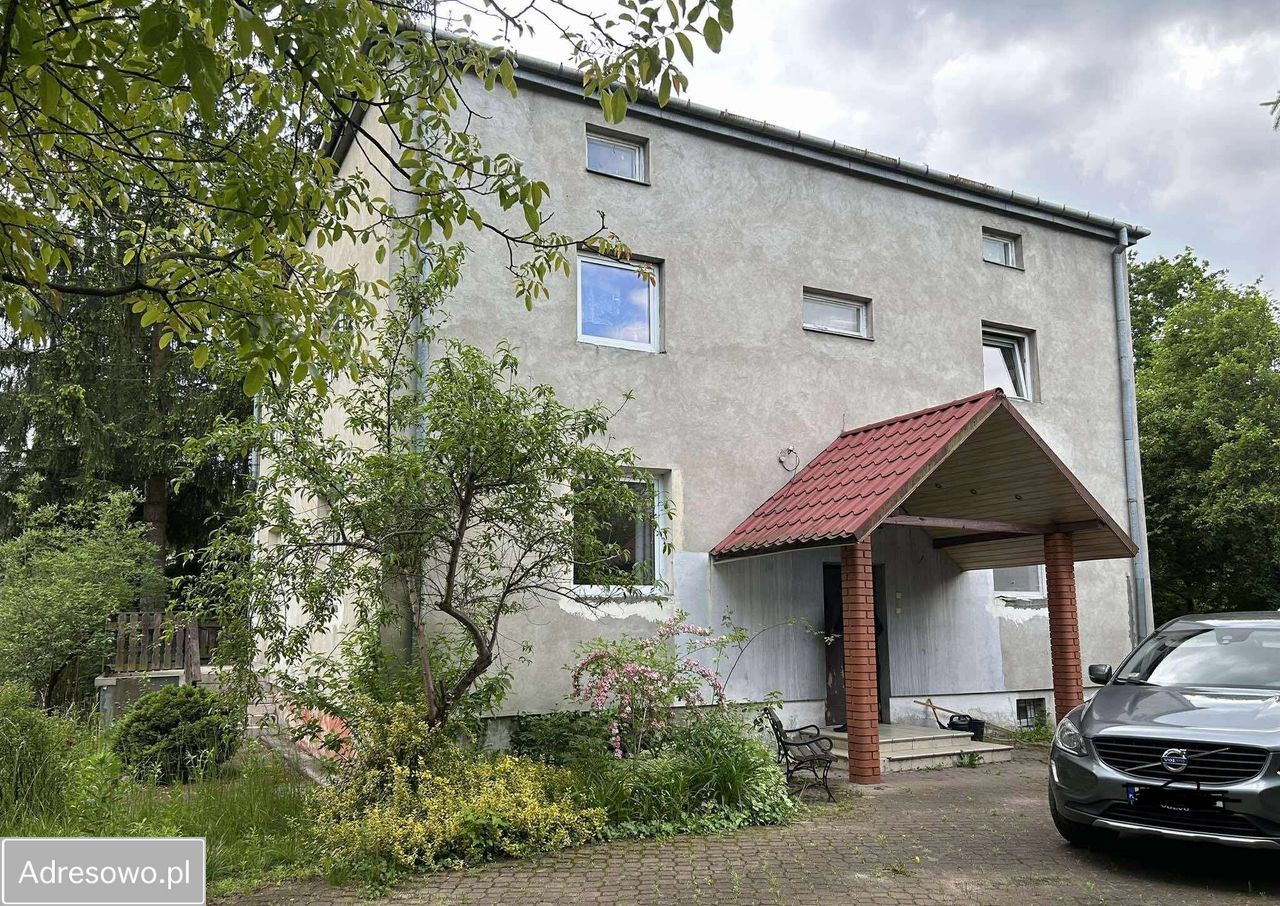 dom wolnostojący, 6 pokoi Komorów