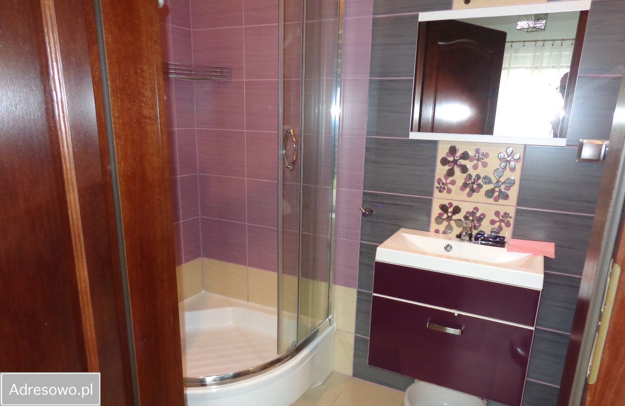 bliźniak, 8 pokoi Łazy. Zdjęcie 8