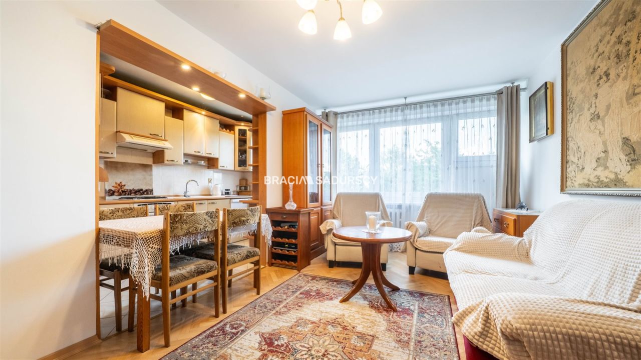 Mieszkanie 4-pokojowe Kraków Krowodrza, ul. Krowoderskich Zuchów. Zdjęcie 2