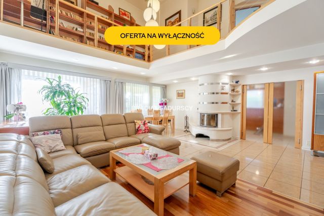 dom wolnostojący, 6 pokoi Kraków, ul. Kameliowa. Zdjęcie 1