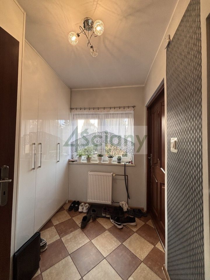 dom wolnostojący, 3 pokoje Dziekanów Leśny. Zdjęcie 18