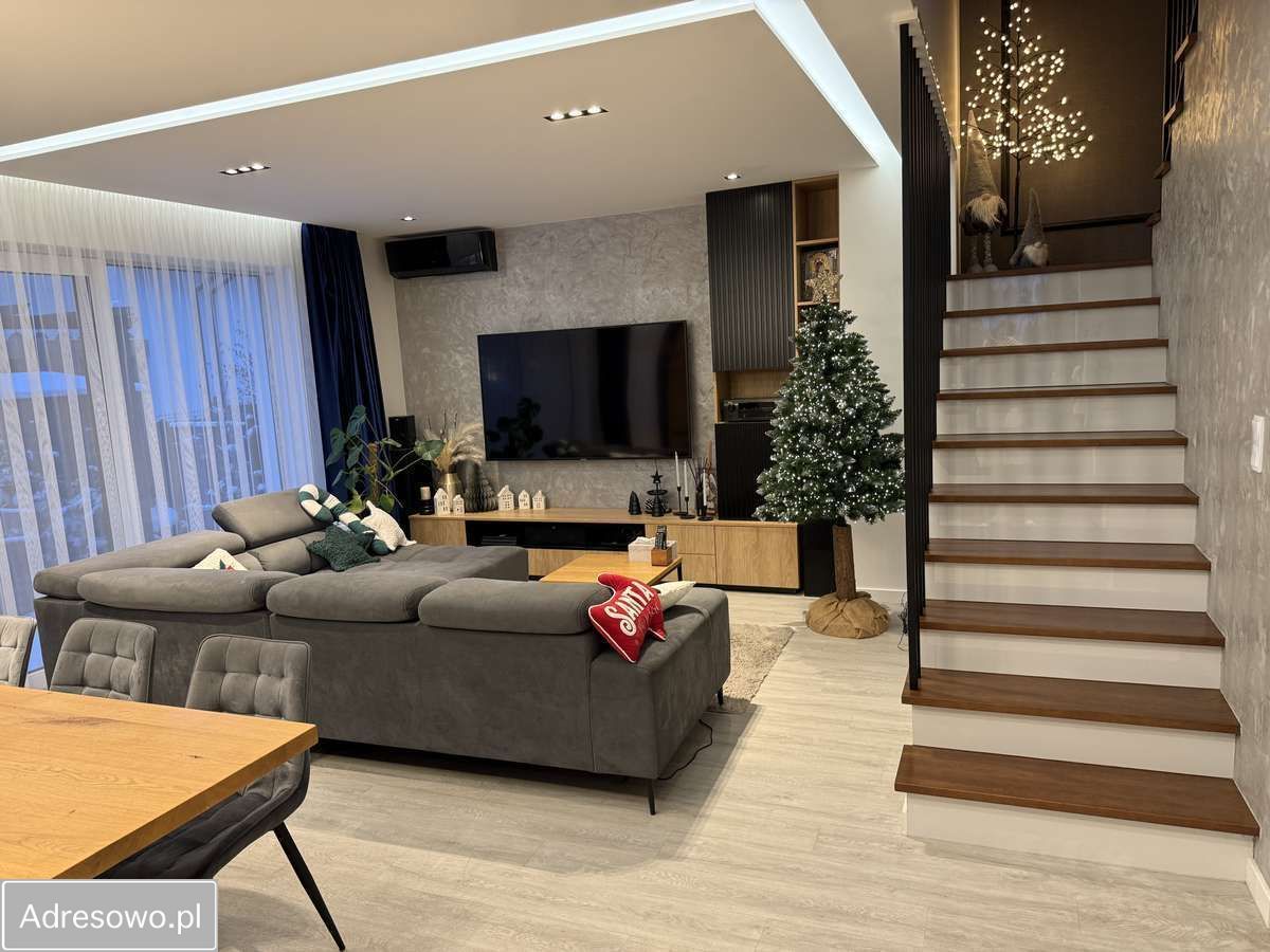 dom szeregowy, 5 pokoi Radzymin, ul. Modra. Zdjęcie 4